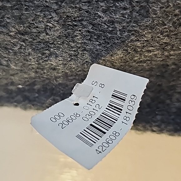 Knitted Shirt with Fringes - wn sm - Picture 2 of 4